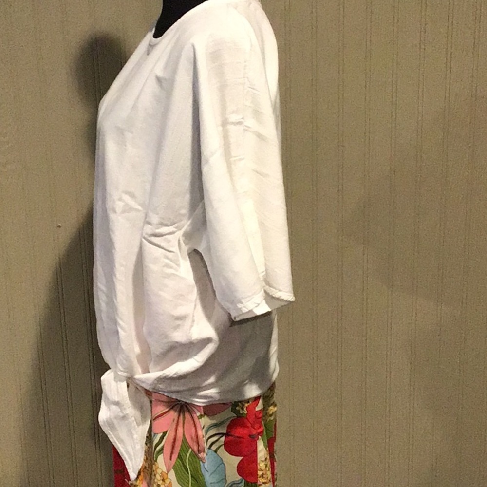 Tunic Top - Picture 2 of 4